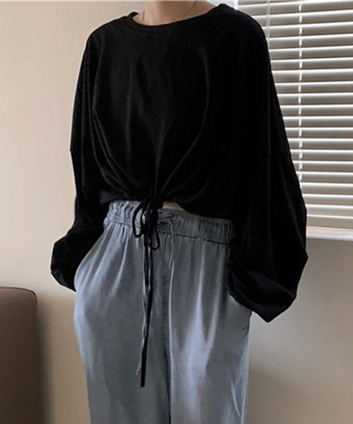 VIBGYOR(ヴィブジョー)の「【EIZZ/アイズ】クロップド丈 カットデザイン トップス(Tシャツ/カットソー・レディース・ホワイト/ブラック/グレー・FREE)」の11枚目の写真