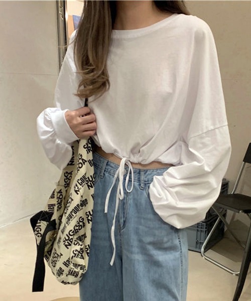 VIBGYOR(ヴィブジョー)の「【EIZZ/アイズ】クロップド丈 カットデザイン トップス(Tシャツ/カットソー・レディース・ホワイト/ブラック/グレー・FREE)」の12枚目の写真