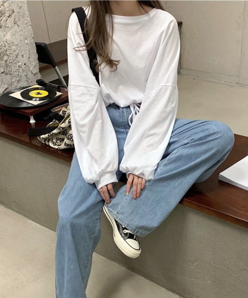 VIBGYOR(ヴィブジョー)の「【EIZZ/アイズ】クロップド丈 カットデザイン トップス(Tシャツ/カットソー・レディース・ホワイト/ブラック/グレー・FREE)」の15枚目の写真