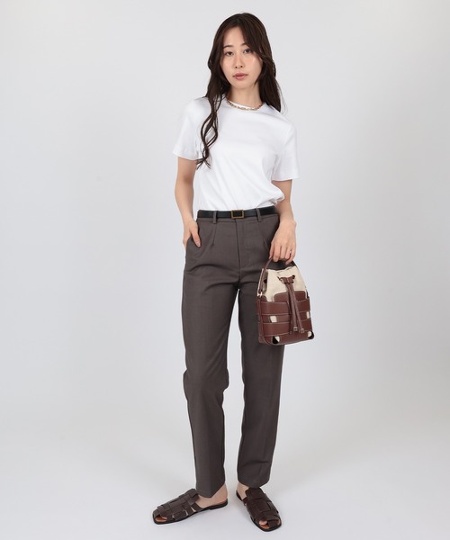 SUWDEE(スーディー)の「crew neck basic cotton t-shirt(Tシャツ/カットソー・レディース・ベージュ/ブラック/ホワイト・FREE)」の2枚目の写真