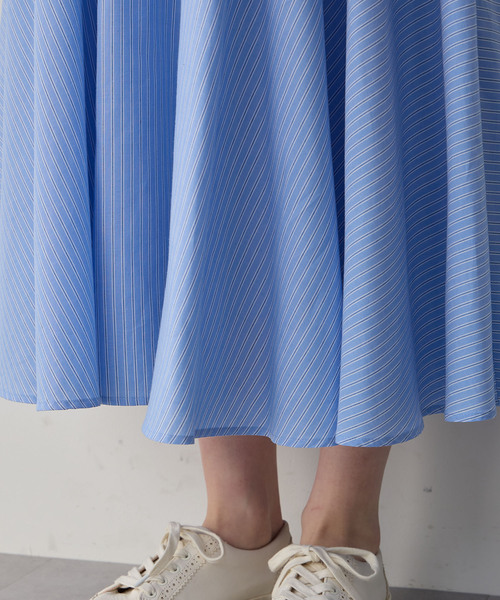 Petit Honfleur（プチオンフルール）の「ストライプフレアスカート（スカート・レディース・ブルー/ネイビー・M/L）」の16枚目の写真