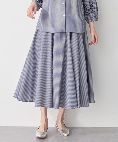 Petit Honfleur（プチオンフルール）の「ストライプフレアスカート（スカート・レディース・ブルー/ネイビー・M/L）」の22枚目の写真