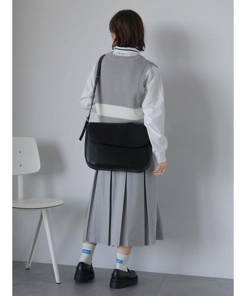 ehka sopo（エヘカソポ）の「配色ラインニットベスト（ベスト・レディース・グレー/ブルー/オフホワイト・F）」の15枚目の写真