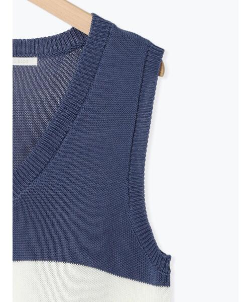 ehka sopo（エヘカソポ）の「配色ラインニットベスト（ベスト・レディース・グレー/ブルー/オフホワイト・F）」の18枚目の写真