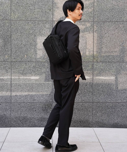 BAYBLO(ベイブロ)の「(LF)【:: fulcro 】【sling】9ポケット クロス ボディバッグ(ボディバッグ/ウエストポーチ・メンズ・ブラック・ONE SIZE)」の5枚目の写真