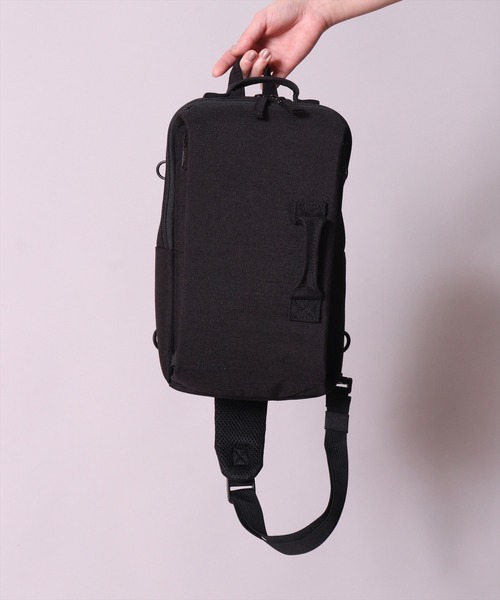BAYBLO(ベイブロ)の「(LF)【:: fulcro 】【sling】9ポケット クロス ボディバッグ(ボディバッグ/ウエストポーチ・メンズ・ブラック・ONE SIZE)」の8枚目の写真