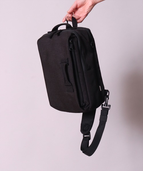 BAYBLO(ベイブロ)の「(LF)【:: fulcro 】【sling】9ポケット クロス ボディバッグ(ボディバッグ/ウエストポーチ・メンズ・ブラック・ONE SIZE)」の9枚目の写真