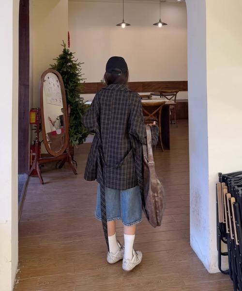 tageechita(タジチタ)の「【tageechita】ウォッシュデニム ワイド ハーフパンツ(デニムパンツ・レディース・インディゴブルー・L/M/S)」の7枚目の写真
