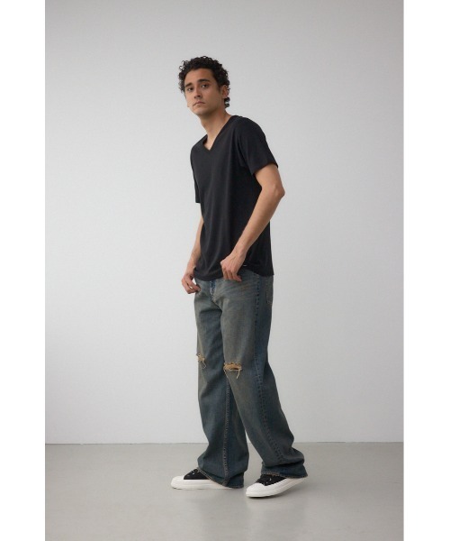 AZUL by moussy（アズールバイマウジー）の「タックフライスVネックTシャツ（Tシャツ/カットソー・メンズ・ホワイト/ブラック/杢グレー・SMALL/MEDIUM/LARGE/X-LARGE）」の15枚目の写真