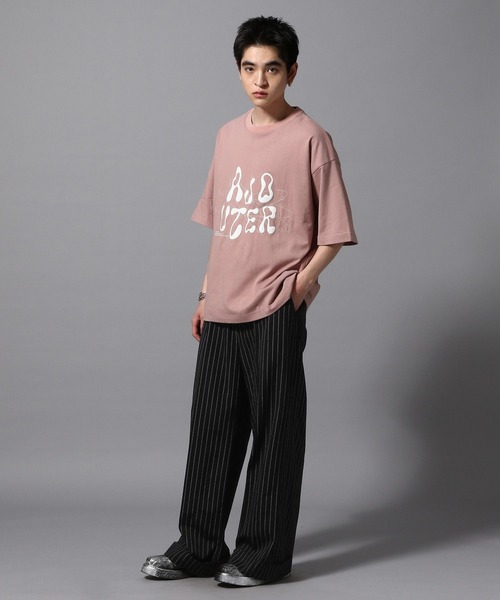 ajouter flow(アジューテフロー)の「【ajouter flow】space logo T-shirt(Tシャツ/カットソー・メンズ・ブラック/ピンク・MEDIUM/LARGE)」の3枚目の写真