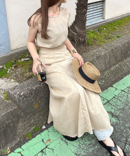 Futier land(フューティアランド)の「リゾートワンピ。夏大人バックリボンリネンワンピース(ワンピース・レディース・ブラック/ブルー/イエロー/オートミール・MEDIUM/LARGE)」の14枚目の写真
