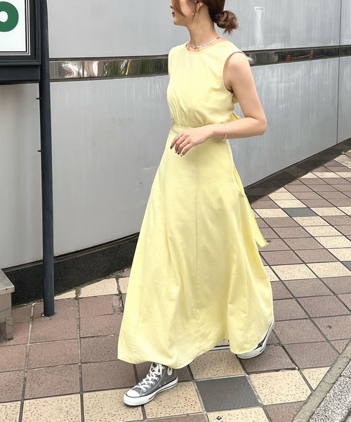 Futier land(フューティアランド)の「リゾートワンピ。夏大人バックリボンリネンワンピース(ワンピース・レディース・ブラック/ブルー/イエロー/オートミール・MEDIUM/LARGE)」の16枚目の写真