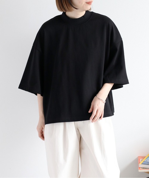 cepo（セポ）の「天竺モックネックショートスリーブTee（Tシャツ/カットソー・レディース・コーラルピンク/チャコール/ブラック/オフホワイト/ベージュ・M）」の2枚目の写真