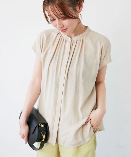 le.coeur blanc(ルクールブラン)の「《手洗い可能》T/R追撚フレンチスリーブブラウス(シャツ/ブラウス・レディース・ベージュ/ブラック/ミント・38)」の9枚目の写真