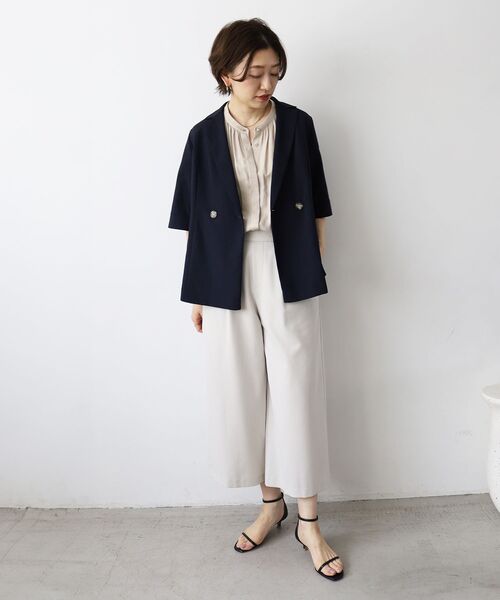 le.coeur blanc(ルクールブラン)の「《手洗い可能》T/R追撚フレンチスリーブブラウス(シャツ/ブラウス・レディース・ベージュ/ブラック/ミント・38)」の17枚目の写真