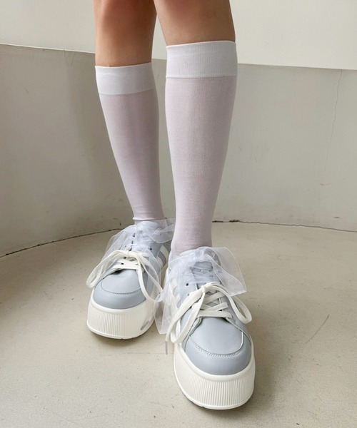 one after another NICE CLAUP(ワンアフターアナザーナイスクラップ)の「【新色追加】プラットフォームリボンカスタムスニーカー(スニーカー・レディース・ホワイト/ネイビー/サックスブルー・S/M/L)」の17枚目の写真