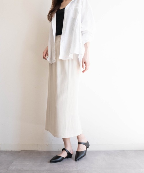 Fabby fabby（ファビィーファビィー）の「甲ベルトポインテッドフラットサンダル（サンダル・レディース・ベージュ/ブラック系その他/ブラウン/ブラック・SMALL/MEDIUM/LARGE）」の6枚目の写真