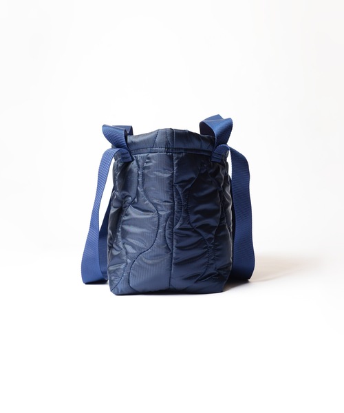 HOLIDAY（ホリデイ）の「MILITARY QUILTING BAG ミリタリーキルティングバッグ（トートバッグ・レディース・カーキ/ネイビー・ONE SIZE）」の9枚目の写真