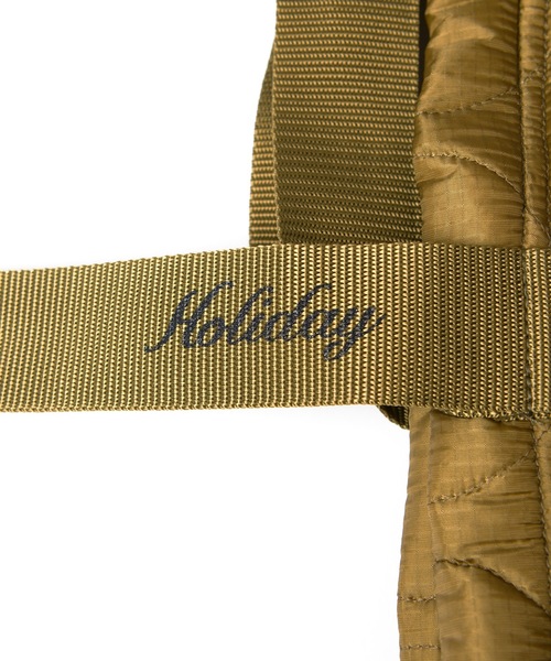 HOLIDAY（ホリデイ）の「MILITARY QUILTING BAG ミリタリーキルティングバッグ（トートバッグ・レディース・カーキ/ネイビー・ONE SIZE）」の6枚目の写真