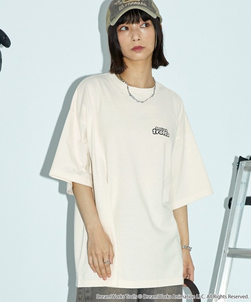 Anchor Smith(アンカー スミス)の「Good Luck Trolls 別注 ヴィンテージ加工 オーバーサイズプリント半袖Tシャツ/ グッドラックトロールズ(Tシャツ/カットソー・レディース・ブラック/アイボリー/ピンク・M/L)」の13枚目の写真