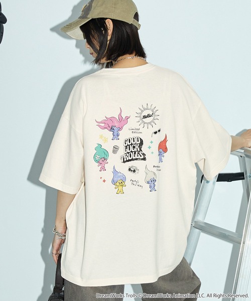 Anchor Smith(アンカー スミス)の「Good Luck Trolls 別注 ヴィンテージ加工 オーバーサイズプリント半袖Tシャツ/ グッドラックトロールズ(Tシャツ/カットソー・レディース・ブラック/アイボリー/ピンク・M/L)」の15枚目の写真