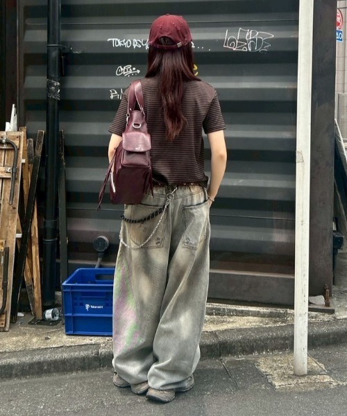 Chikashitsu +（チカシツプラス）の「【Chikashitsu +】point wash balloon denim pants / 【チカシツプラス】ポイントウォッシングバルーンデニムパンツ（デニムパンツ・メンズ・ブラック/グレー・M/L）」の5枚目の写真