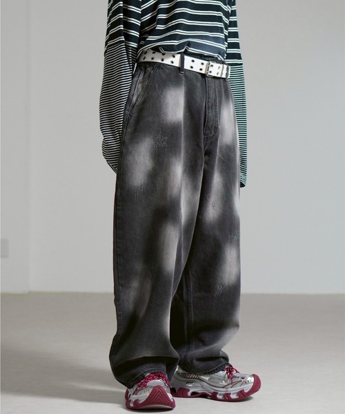 Chikashitsu +（チカシツプラス）の「【Chikashitsu +】point wash balloon denim pants / 【チカシツプラス】ポイントウォッシングバルーンデニムパンツ（デニムパンツ・メンズ・ブラック/グレー・M/L）」の18枚目の写真