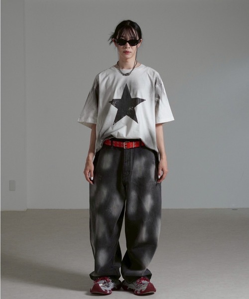Chikashitsu +（チカシツプラス）の「【Chikashitsu +】point wash balloon denim pants / 【チカシツプラス】ポイントウォッシングバルーンデニムパンツ（デニムパンツ・メンズ・ブラック/グレー・M/L）」の7枚目の写真