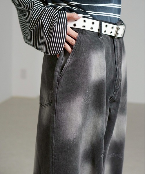 Chikashitsu +（チカシツプラス）の「【Chikashitsu +】point wash balloon denim pants / 【チカシツプラス】ポイントウォッシングバルーンデニムパンツ（デニムパンツ・メンズ・ブラック/グレー・M/L）」の22枚目の写真