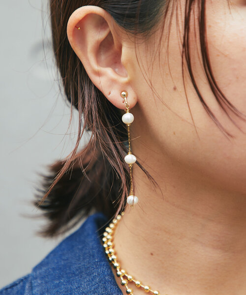 un dix cors（アンディコール）の「淡水パールチェーンイヤリング（イヤリング・レディース・ゴールド・FREE）」の6枚目の写真