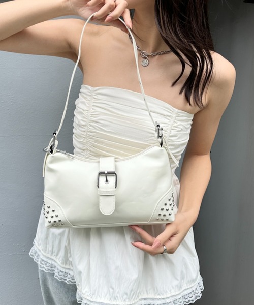 wears(ウェアーズ)の「スタッズフラップハンドバッグ(ハンドバッグ・レディース・ブラック/ホワイト/レッド/ブラウン・FREE)」の9枚目の写真