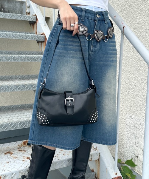 wears(ウェアーズ)の「スタッズフラップハンドバッグ(ハンドバッグ・レディース・ブラック/ホワイト/レッド/ブラウン・FREE)」の20枚目の写真