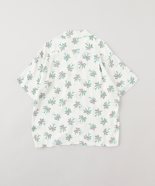 SUN SURF(サンサーフ)の「SUN SURF / サンサーフ SCATTERED PALMTREENATIONAL(シャツ/ブラウス・メンズ・ホワイト系その他・MEDIUM/LARGE/X-LARGE)」の2枚目の写真