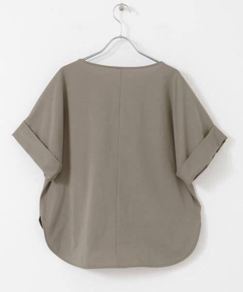 URBAN RESEARCH ROSSO WOMEN(アーバンリサーチ ロッソ)の「UVカットデザインスリーブプルオーバー(Tシャツ/カットソー・レディース・モカ/イエロー/ネイビー/オフホワイト・FREE)」の15枚目の写真