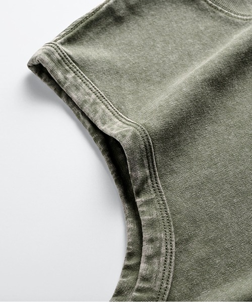 JOHNNY WOLF(ジョニーウルフ)の「SCUTUM オーバーサイズ ピグメント ノースリーブTシャツ(Tシャツ/カットソー・メンズ・ブラック/モカ/インディゴブルー/カーキ/オフホワイト・L/M)」の7枚目の写真