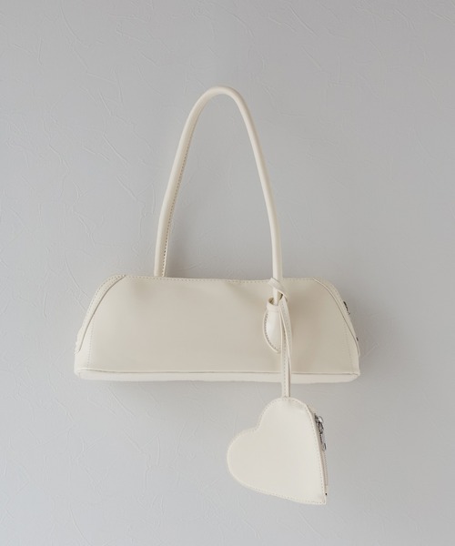 BLUEEAST(ブルーイースト)の「ハートポーチ付きフルートショルダーバッグ(ハンドバッグ・レディース・ホワイト/レッド/ブラック・FREE)」の10枚目の写真