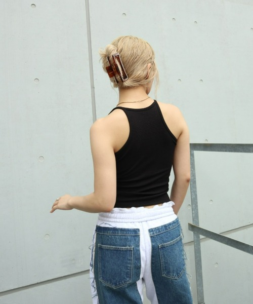 FIG&VIPER（フィグアンドバイパー）の「カップ付ホルターネックタンク（タンクトップ・レディース・ブラック/ホワイト/グレー・FREE）」の16枚目の写真