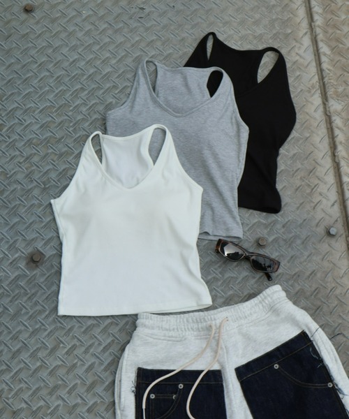 FIG&VIPER（フィグアンドバイパー）の「カップ付ホルターネックタンク（タンクトップ・レディース・ブラック/ホワイト/グレー・FREE）」の5枚目の写真