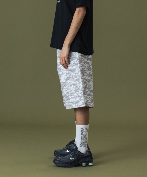 XLARGE（エクストララージ）の「DIGITAL CAMO JACQUARD SHORTS（その他パンツ・メンズ・ブラック/ホワイト・32inch/30inch/36inch/34inch）」の9枚目の写真