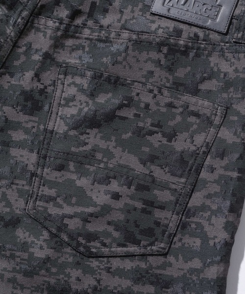 XLARGE（エクストララージ）の「DIGITAL CAMO JACQUARD SHORTS（その他パンツ・メンズ・ブラック/ホワイト・32inch/30inch/36inch/34inch）」の17枚目の写真