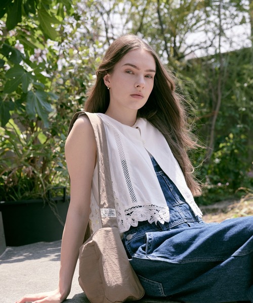 RNA-N(アールエヌエーエヌ)の「V0168 バテンレースベスト(ベスト・レディース・オフホワイト/ブラック・FREE)」の1枚目の写真