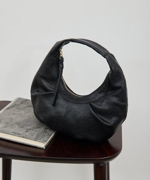 GALLARDAGALANTE【500mlペットボトル収納可】ラウンドミニバッグ GALLARDAGALANTE（ガリャルダガランテ）の「【500mlペットボトル収納可