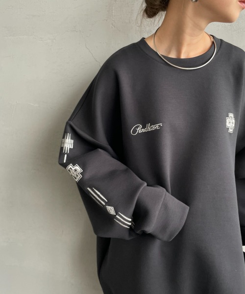 PENDLETON（ペンドルトン）の「[PENDLETON/ペンドルトン] 別注 ネイティブ柄 ダンボールニット クルーネックスウェット（スウェット・レディース・ブラック/グレイッシュベージュ/チャコール・S/M/L/XL）」の19枚目の写真