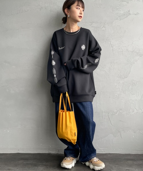 PENDLETON（ペンドルトン）の「[PENDLETON/ペンドルトン] 別注 ネイティブ柄 ダンボールニット クルーネックスウェット（スウェット・レディース・ブラック/グレイッシュベージュ/チャコール・S/M/L/XL）」の4枚目の写真