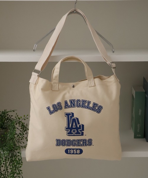 MLB（メジャーリーグベースボール）の「【MLB/メジャーリーグベースボール】2WAYコットンキャンバスショルダーバッグ（ショルダーバッグ・メンズ・アイボリー系1/アイボリー系2/アイボリー系3・FREE）」の17枚目の写真