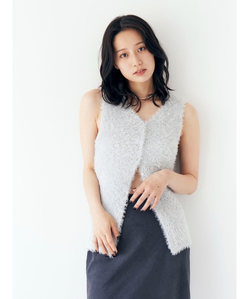 Ungrid（アングリッド）の「シャギーニットベスト（ニット/セーター・レディース・ゴールド/ブラウン/シルバー・FREE）」の22枚目の写真