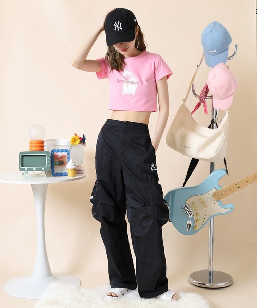 NERDY（ノルディ）の「クロップド Tシャツ（Tシャツ/カットソー・レディース・ホワイト/ブラック/ピンク・S/M/SS）」の14枚目の写真