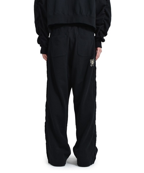 FACETASM（ファセッタズム）の「BASKETBALL SWEAT PANTS（スウェットパンツ・メンズ・ブラック・5/4）」の13枚目の写真