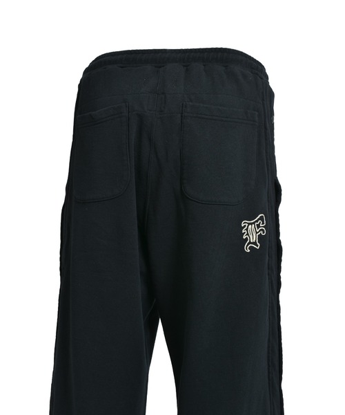 FACETASM（ファセッタズム）の「BASKETBALL SWEAT PANTS（スウェットパンツ・メンズ・ブラック・5/4）」の9枚目の写真