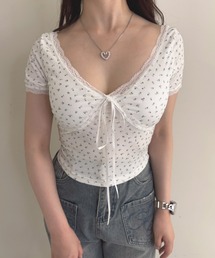 【ZOZO限定】小花柄VネックTシャツ